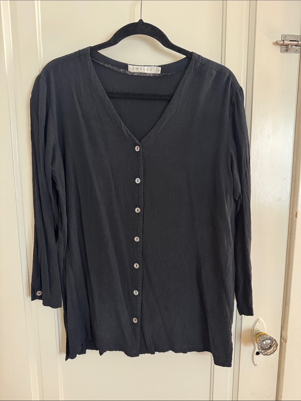 Vintage Tweeds Black Button-Front V-Neck Women's Blouse L